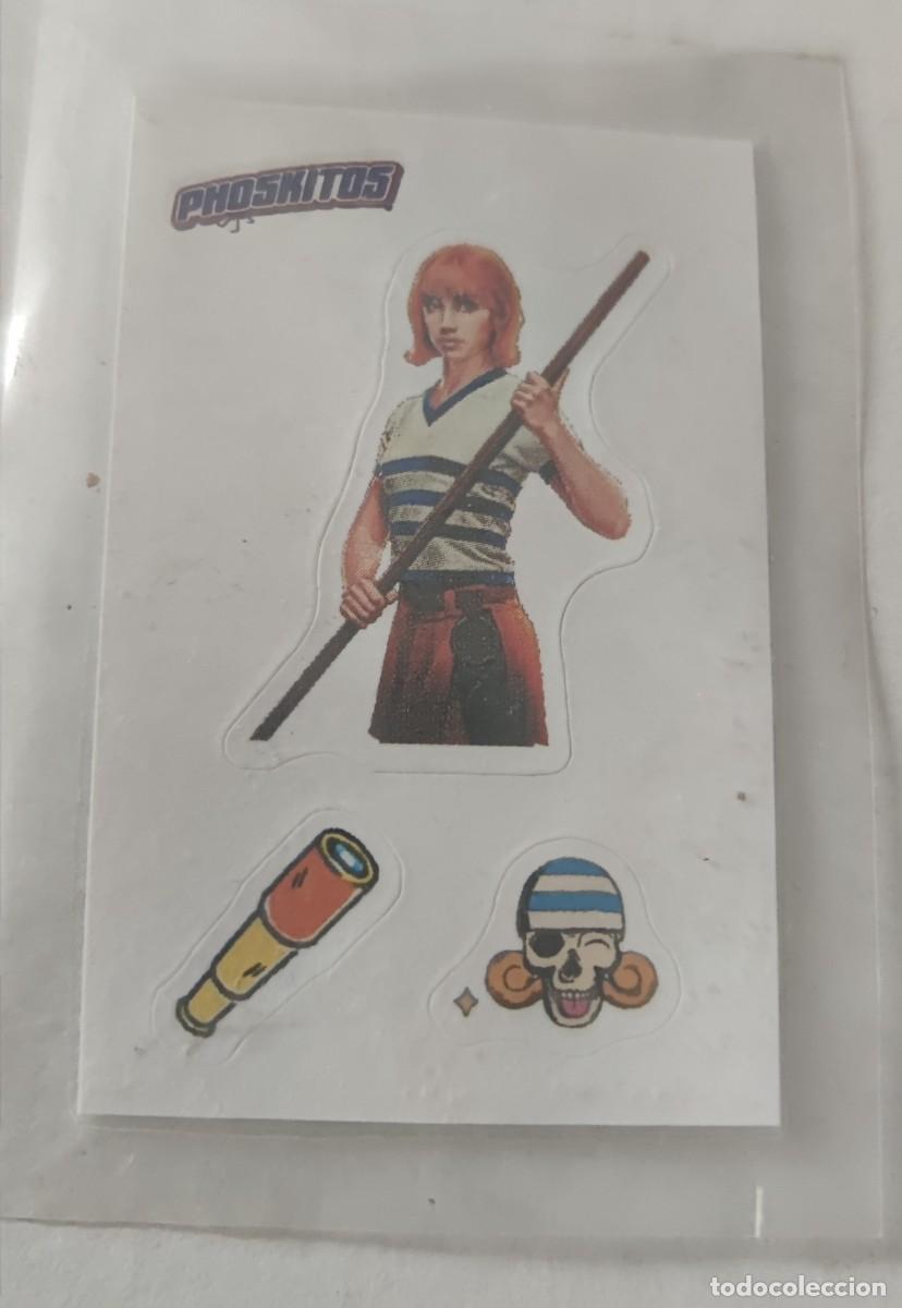 Coleccionismo cromos troquelados antiguos: CROMO PEGATINA PHOSKITOS ( ONE PIECE 2024 ) NUEVO EN SU ENVOLTORIO
