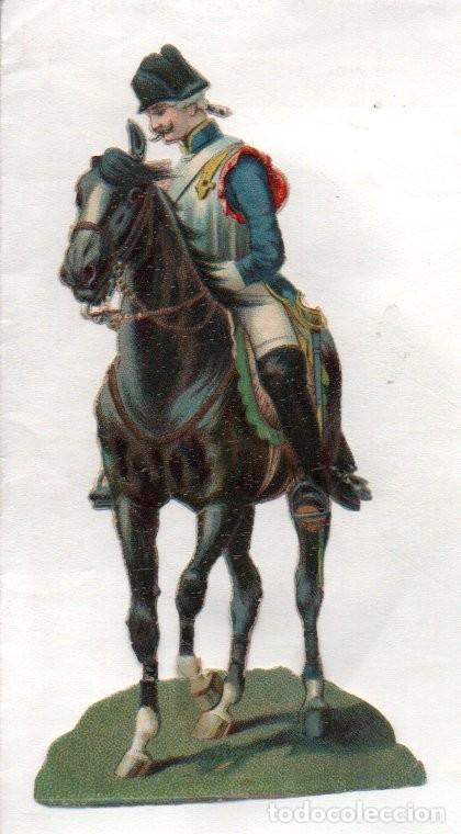Coleccionismo cromos troquelados antiguos: ANTIGUO CROMO TROQUELADO, SOLDADO DEL EJERCITO FRANCES CUERPO DE CORACEROS. ORIGINAL. 11,8 CM