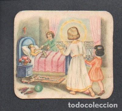 Coleccionismo cromos troquelados antiguos: ANTIGUO CROMO ORIGINAL TROQUELADO, RELIGIOSO INFANTIL. NI&Ntilde;O JESUS VISITANDO A NI&Ntilde;O ENFERMO.
