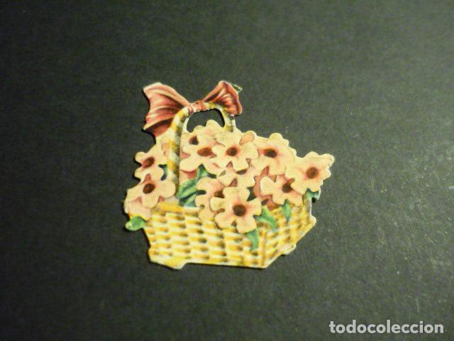 Collectable Antique Stamped Cards: CROMO TROQUELADO O DE PICAR CESTA CON FLORES