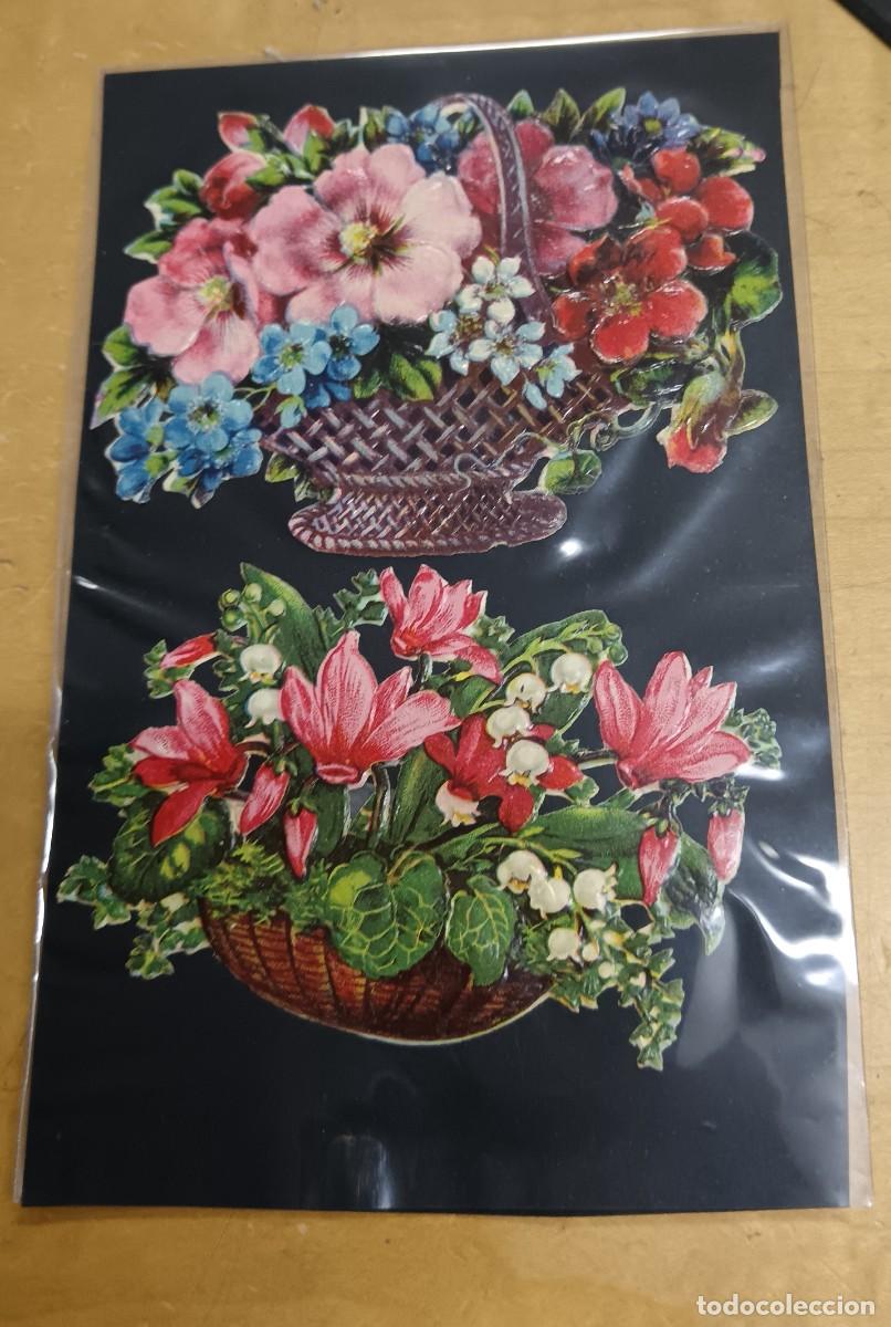 Coleccionismo cromos troquelados antiguos: LOTE DE 2 CROMOS ANTIGUOS TROQUELADOS CON RELIEVE FLORES 8X5 CM.