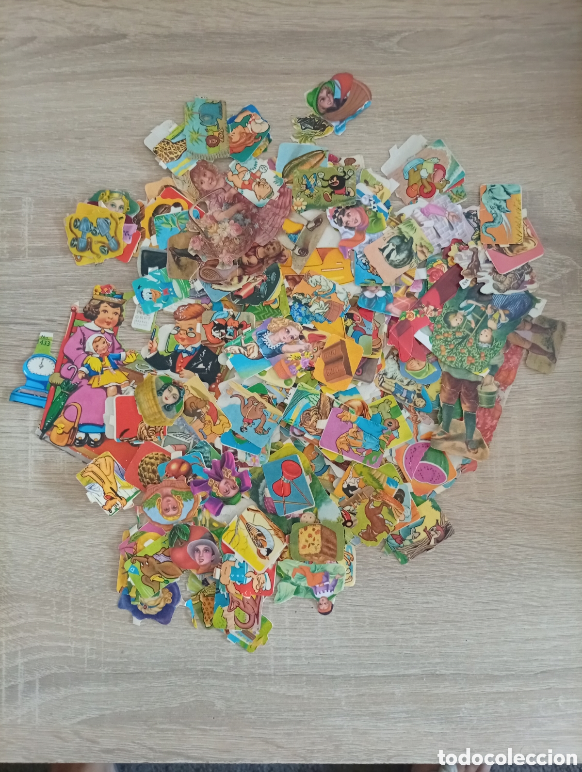 Coleccionismo cromos troquelados antiguos: Cromos de picar o troquelados - Foto 3