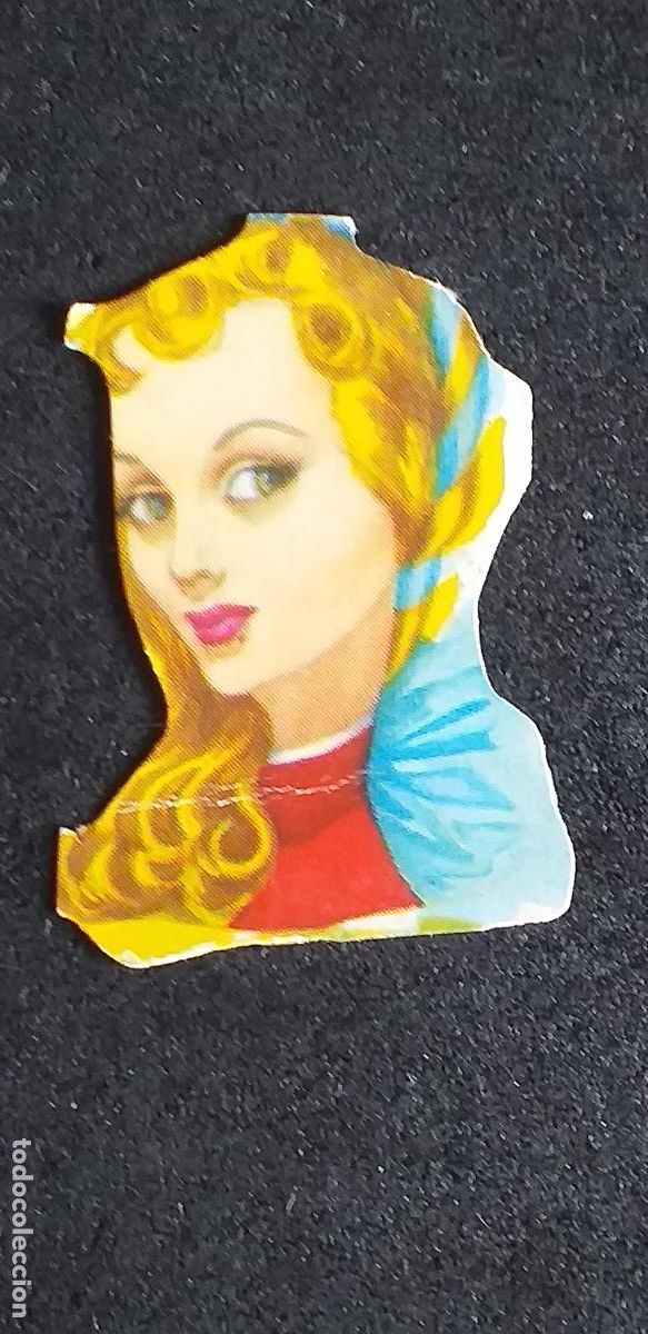 Coleccionismo cromos troquelados antiguos: CROMO TROQUELADO-V8-aprox 25x20mm.-CHICAS