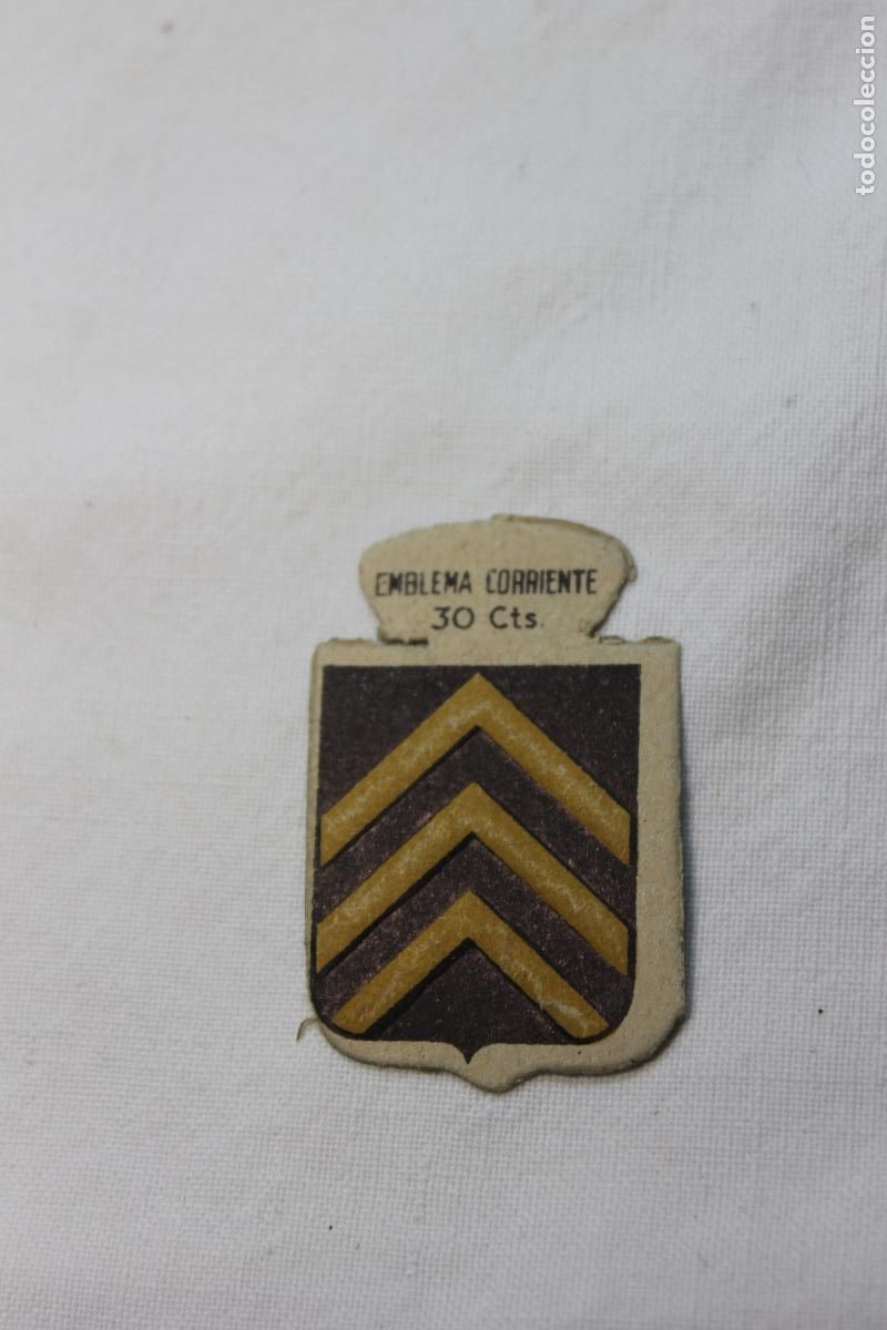 Coleccionismo cromos troquelados antiguos: EMBLEMA AUXILIO SOCIAL VIVES N&ordm; 26