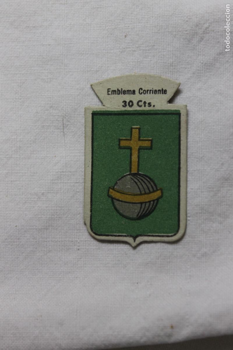 Coleccionismo cromos troquelados antiguos: EMBLEMA AUXILIO SOCIAL DE MUN N&ordm; 210