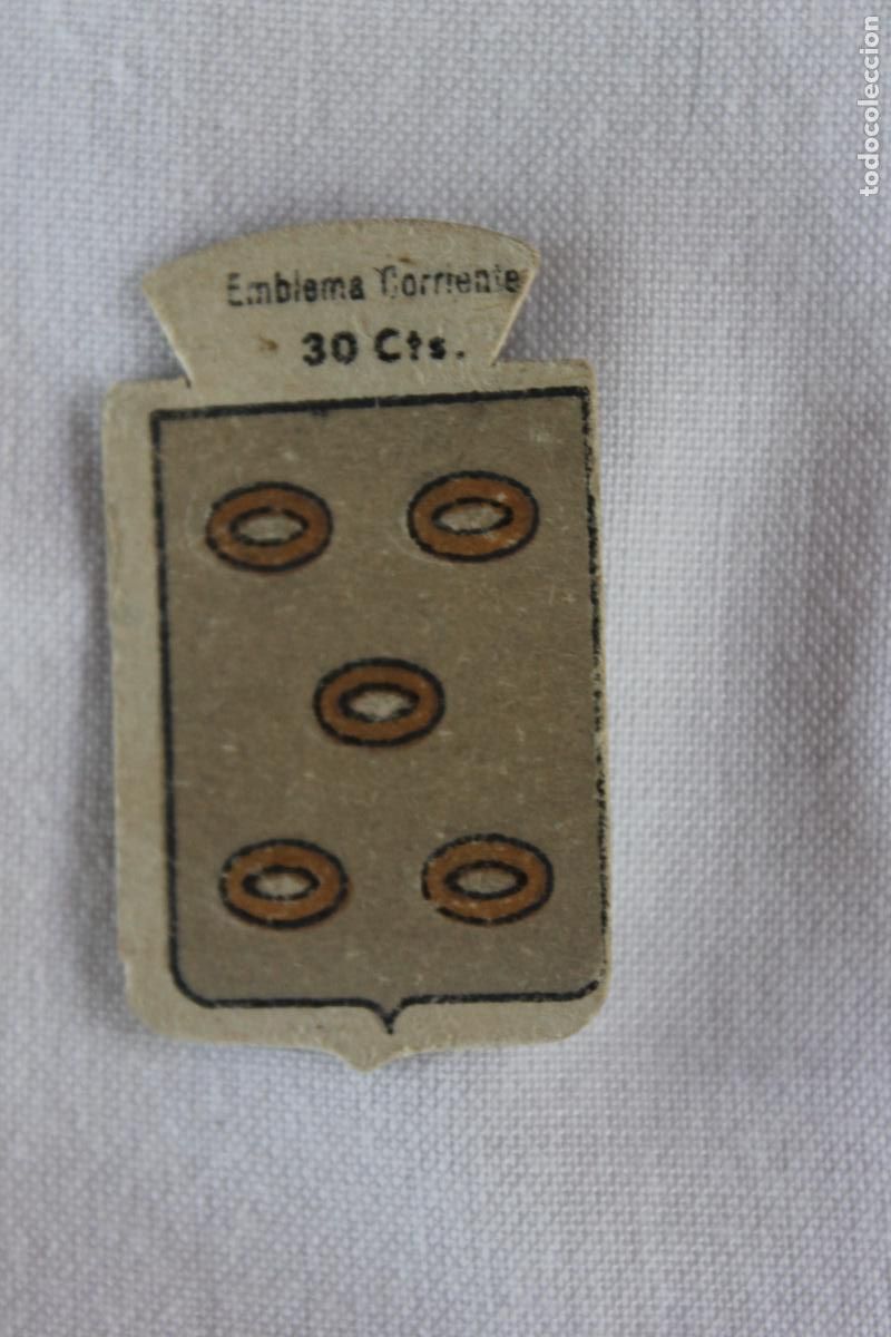 Coleccionismo cromos troquelados antiguos: EMBLEMA AUXILIO SOCIAL BU&Ntilde;OLA N&ordm; 104