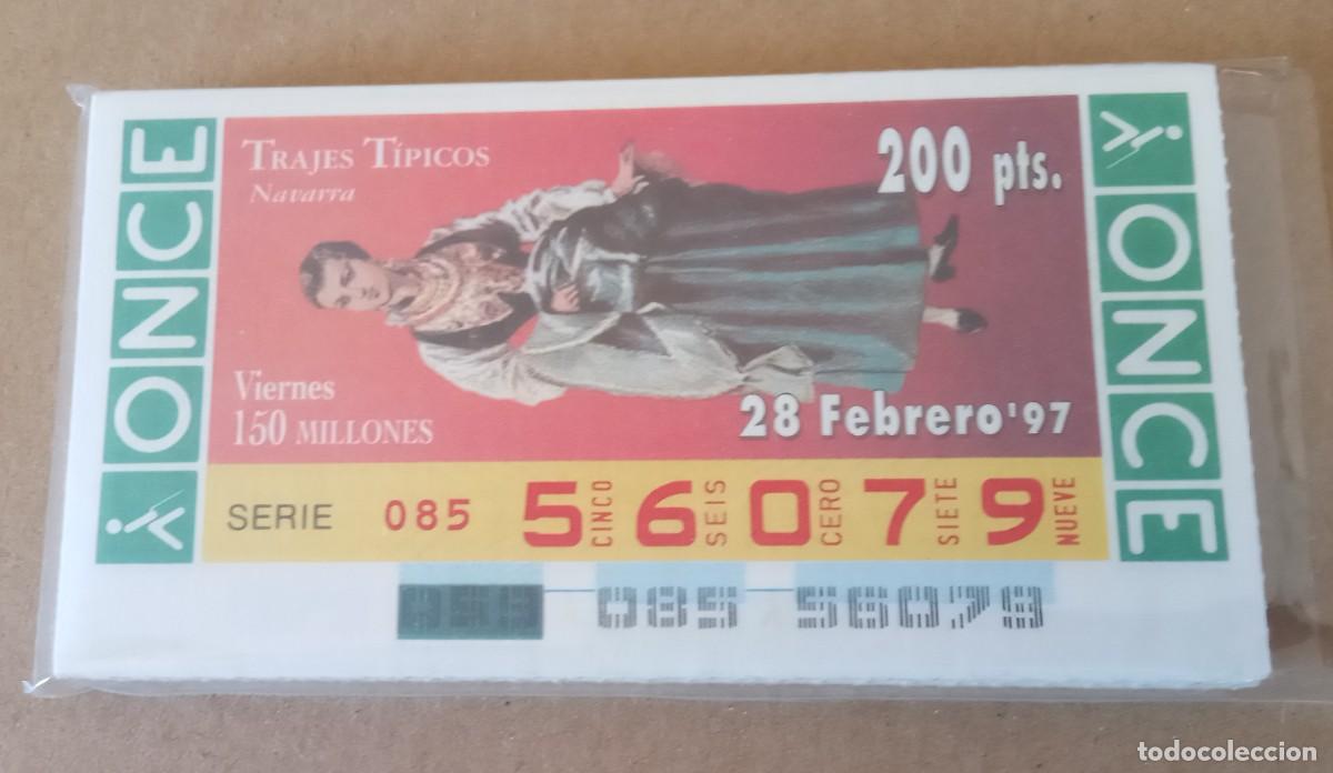 Cupones ONCE: colecci&oacute;n completa de la ONCE de trajes regionales - Foto 1