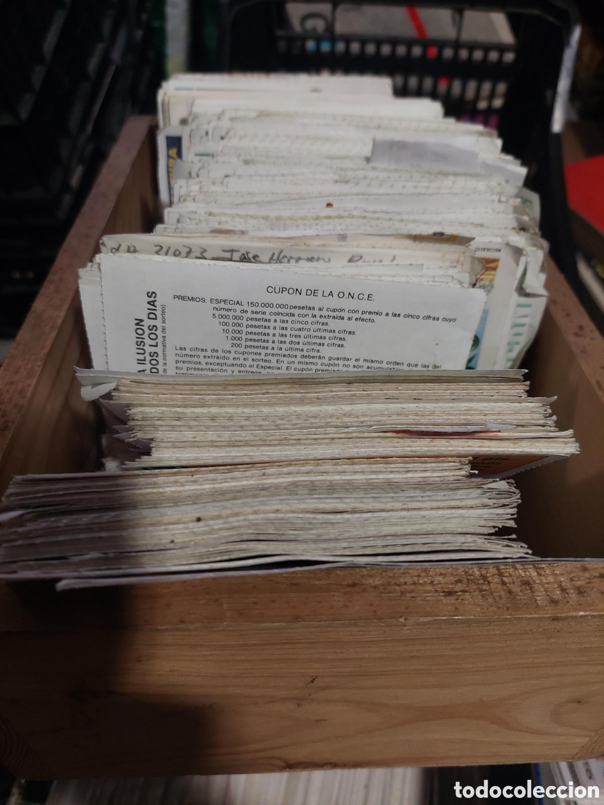 Cupones ONCE: CAJA CON CIENTOS D&Eacute;CIMOS ONCE A&Ntilde;OS 90