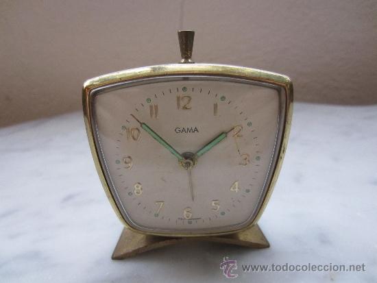 Despertadores antiguos: reloj despertador trapezoidal - Foto 1