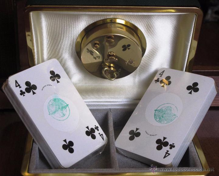 Despertadores antiguos: ESTUCHE CON RELOJ Y BARAJAS DE CARTAS - Foto 5