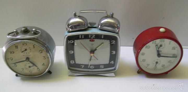 lote de relojes despertadores de mesita noche - Compra venta en  todocoleccion