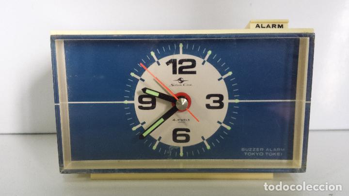 Despertadores antiguos: ANTIGUO RELOJ SILICON CLOCK MADE IN JAPAN - FUNCIONANDO - Foto 1