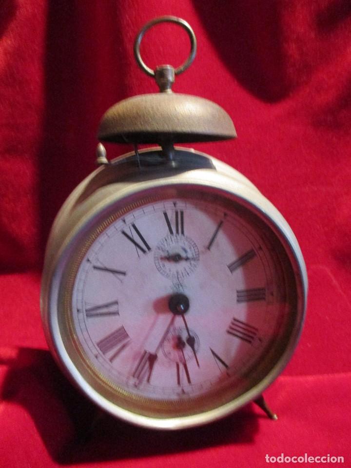 Despertadores antiguos: reloj despertador sobremesa - Foto 1