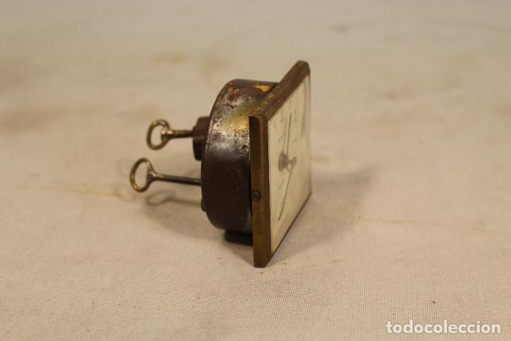 Despertadores antiguos: reloj despertador antiguo blessing - Foto 3