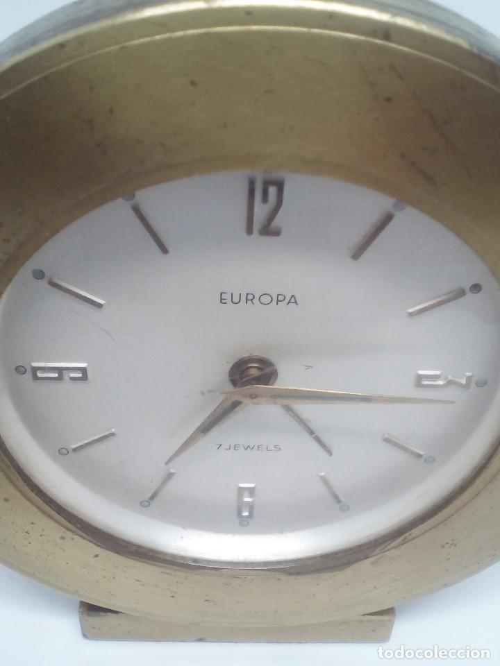 ANTIGUO RELOJ DESPERTADOR EUROPA FUNCIONANDO METAL 7 RUBÍS 9 CM DIÁMETRO (Relojes - Relojes Despertadores)