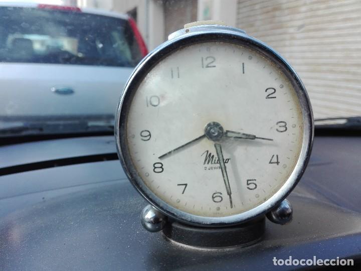 Despertadores antiguos: Antiguo reloj despertador Micro - Foto 1