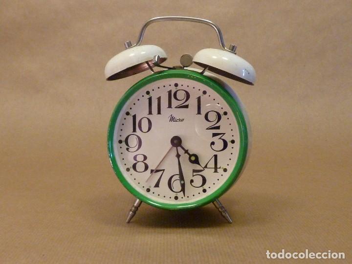Despertadores antiguos: Reloj despertador vintage, marca Micro - Foto 2