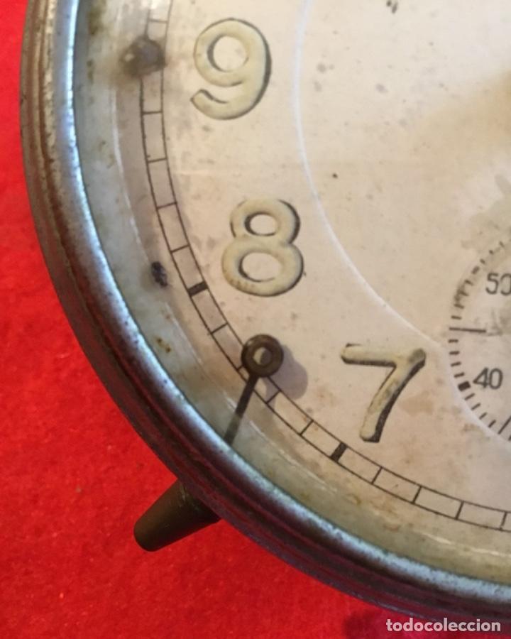 Despertadores antiguos: Reloj despertador tit&aacute;n - Foto 3