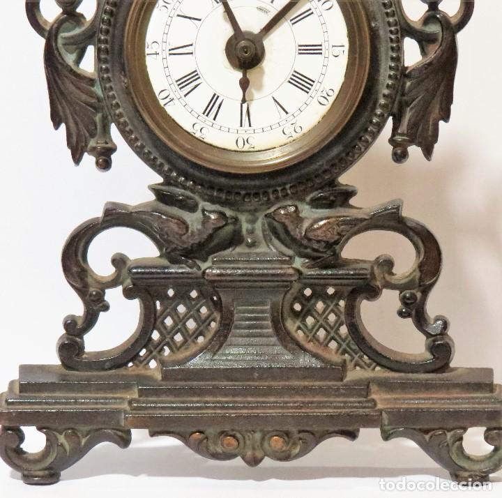 Despertadores antiguos: ANTIGUO RELOJ DESPERTADOR DE P&Eacute;NDULO - Foto 3