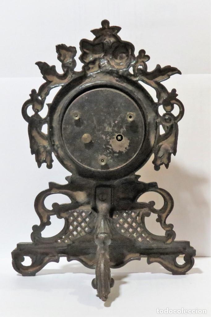 Despertadores antiguos: ANTIGUO RELOJ DESPERTADOR DE P&Eacute;NDULO - Foto 5