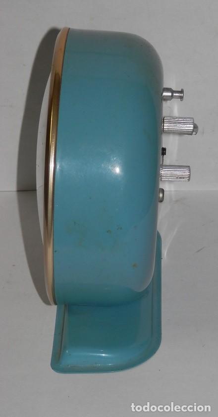 Despertadores antiguos: RELOJ  VINTAGE MARCA ULTRALUX - Foto 2