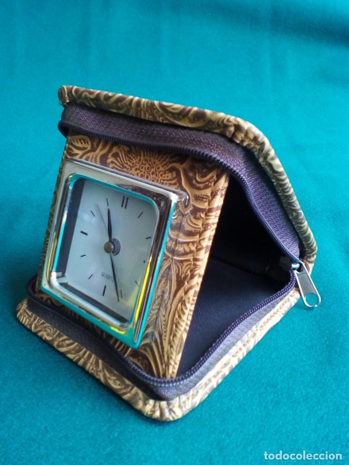 Despertadores antiguos: RELOJ DE VIAJE EN ESTUCHE - Foto 3