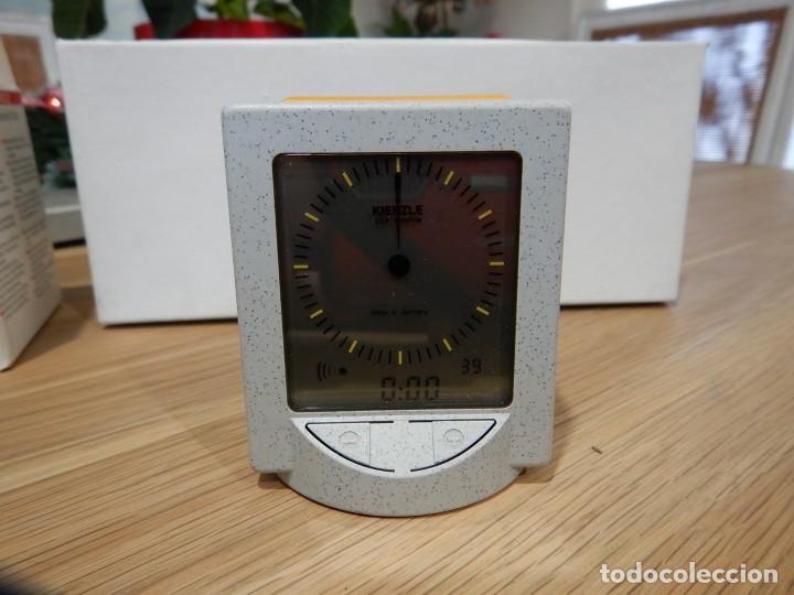 Despertadores antiguos: Reloj despertador sat&eacute;lite kienzle - Foto 2