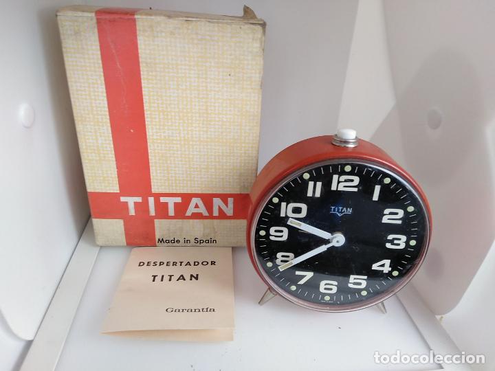 reloj despertador titan - Compra venta en todocoleccion