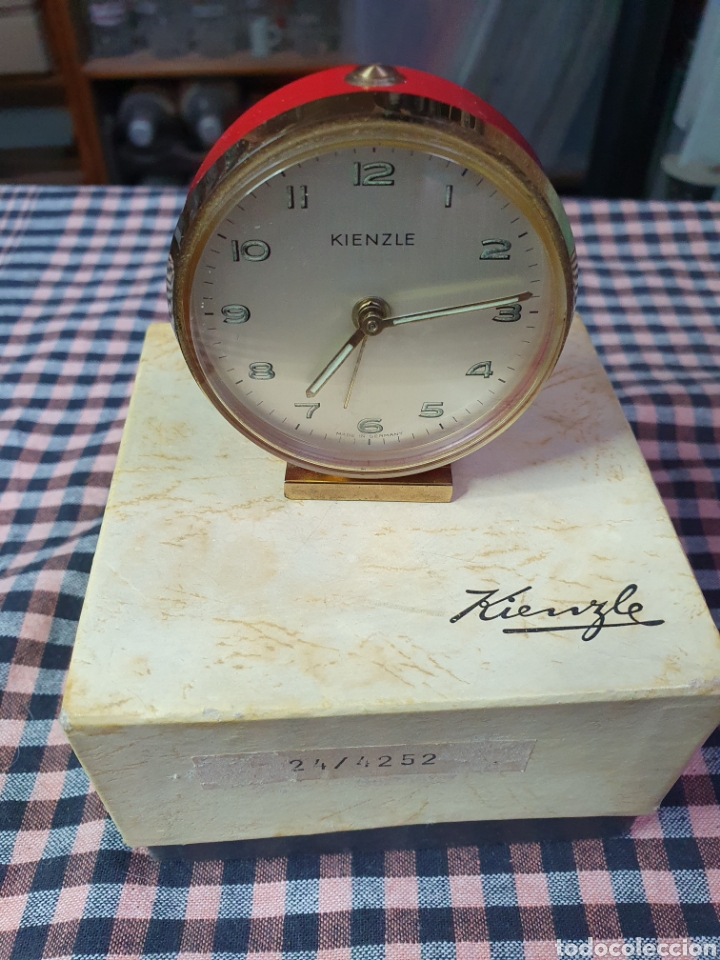 Despertadores antiguos: Reloj Despertador De La Marca Alemana Kienzle En Su Caja Original Perfecta Conservación. - Foto 3 - 204064997