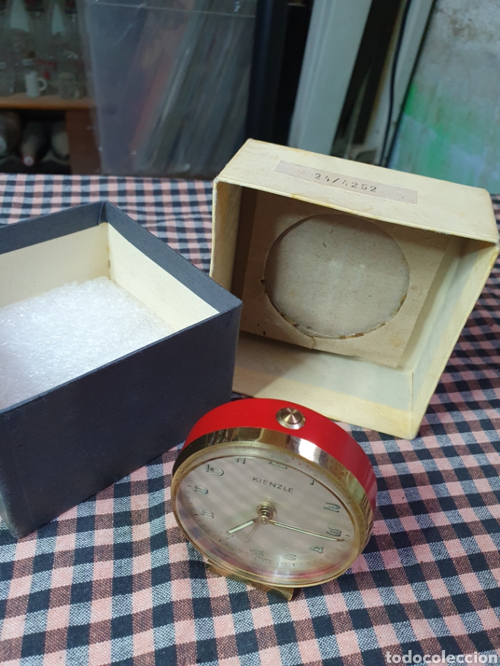 Despertadores antiguos: Reloj Despertador De La Marca Alemana Kienzle En Su Caja Original Perfecta Conservación. - Foto 9 - 204064997