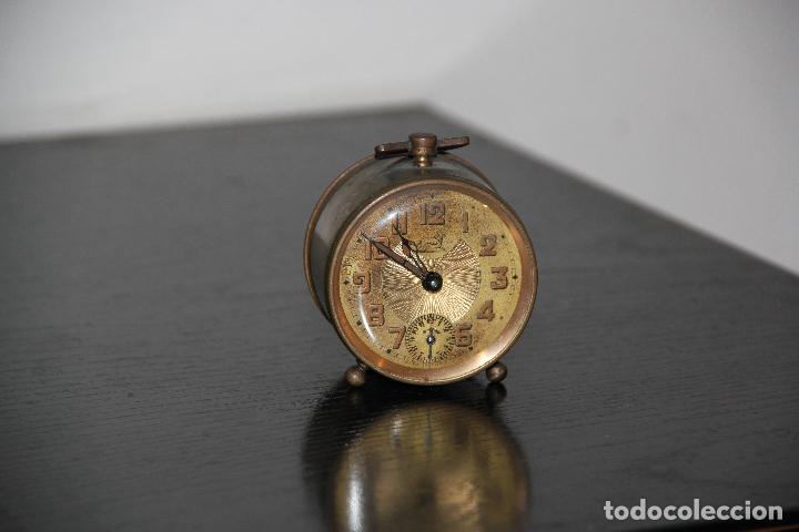 Despertadores antiguos: ANTIGUO RELOJ DESPERTADOR - Foto 1