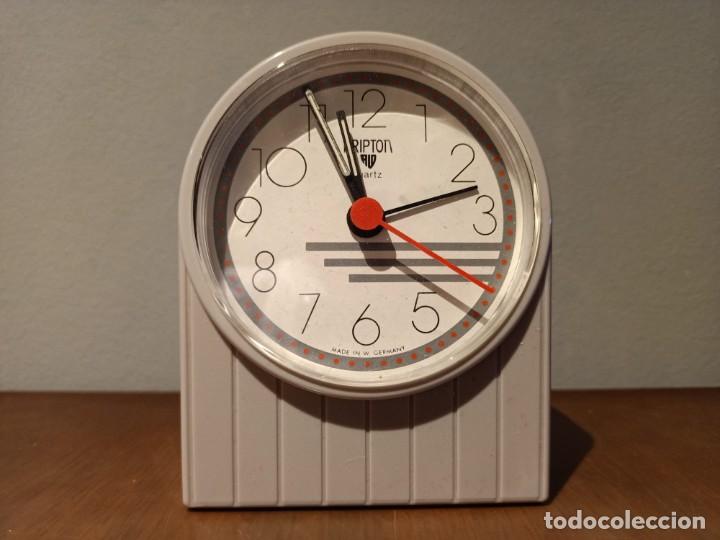 Despertadores antiguos: VINTAGE RELOJ DESPERTDOR KRIPTON - Foto 1