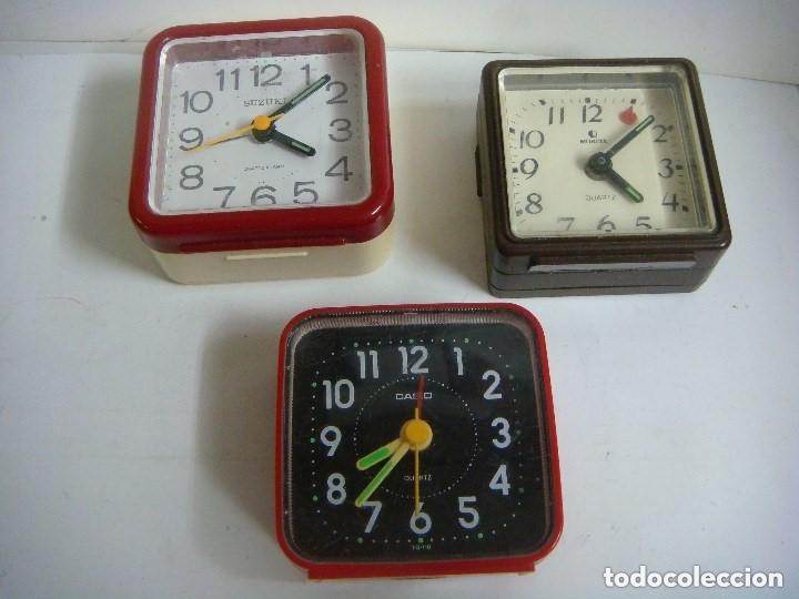 lote de relojes despertadores de mesita noche - Compra venta en  todocoleccion