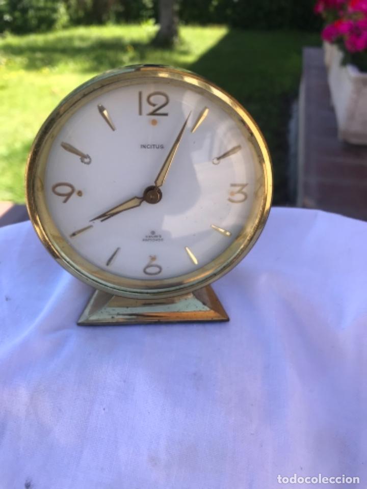Despertadores antiguos: Reloj Invicta - Foto 2