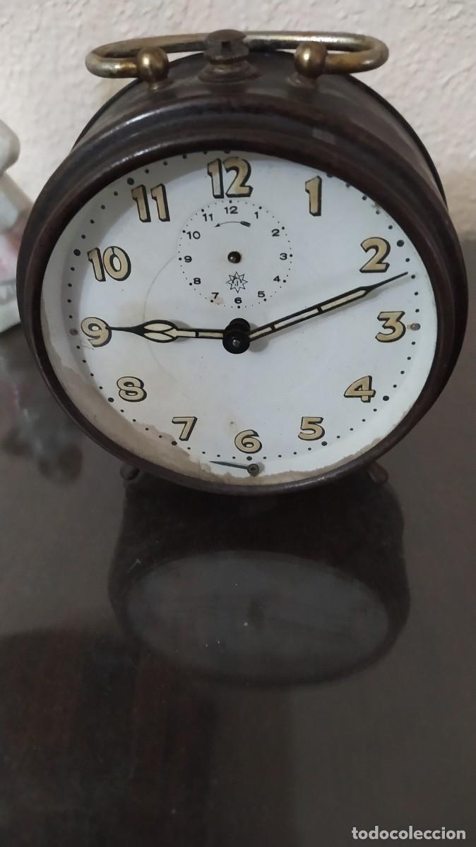 Despertadores antiguos: Antiguo reloj de cuerda 150 a&ntilde;os - Foto 1