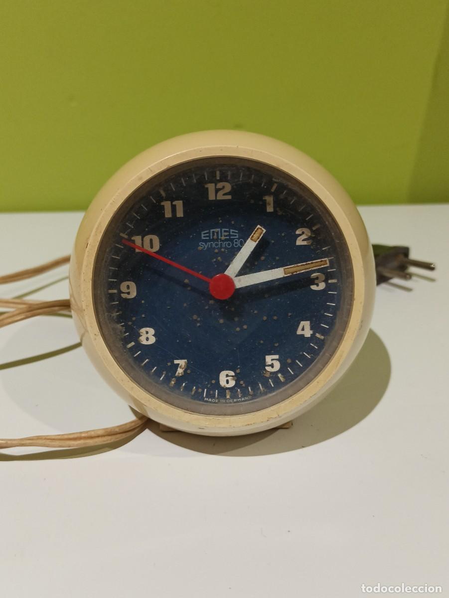 Despertadores antiguos: Reloj despertador Emes synchro 80 - Foto 1
