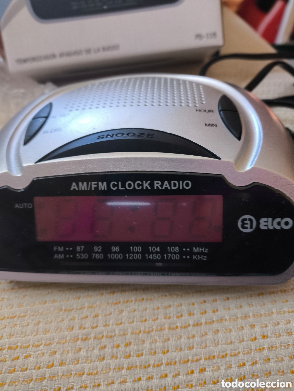 Despertadores antiguos: Radio reloj despertador nuevo - Foto 1