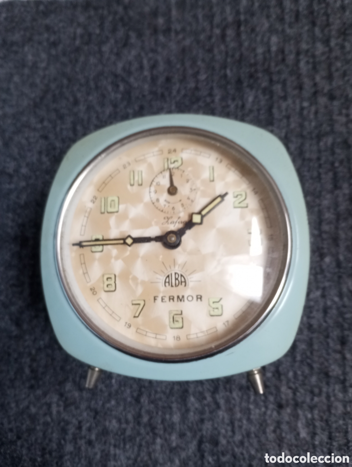 Despertadores antiguos: Reloj despertador ALBA de cuerda funciona - Foto 1