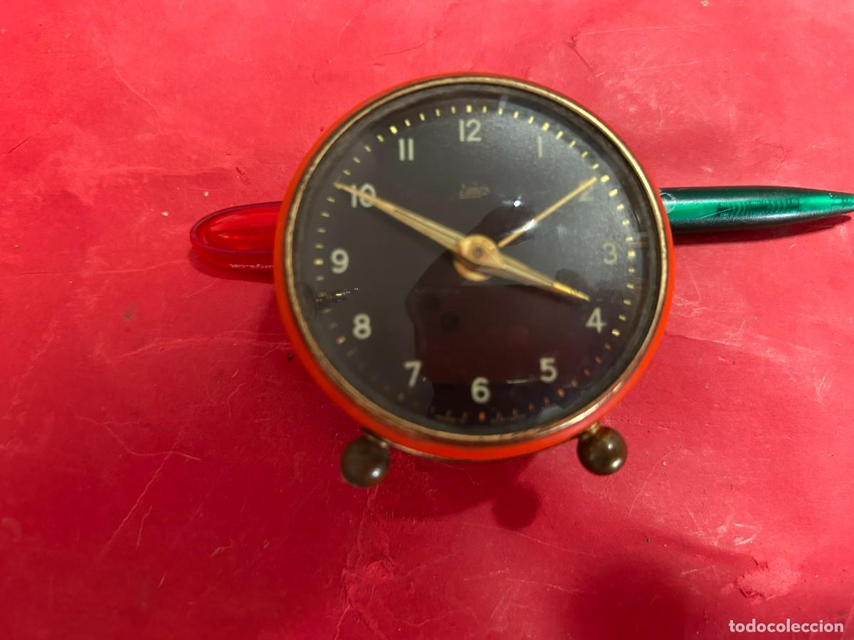Despertadores antiguos: Reloj despertador marca EMES - Foto 1