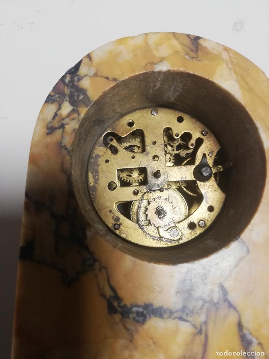 Despertadores antiguos: RELOJ DE CABECERA MARMOL AMARILLO Y LATON SIGLO XIX - Foto 9