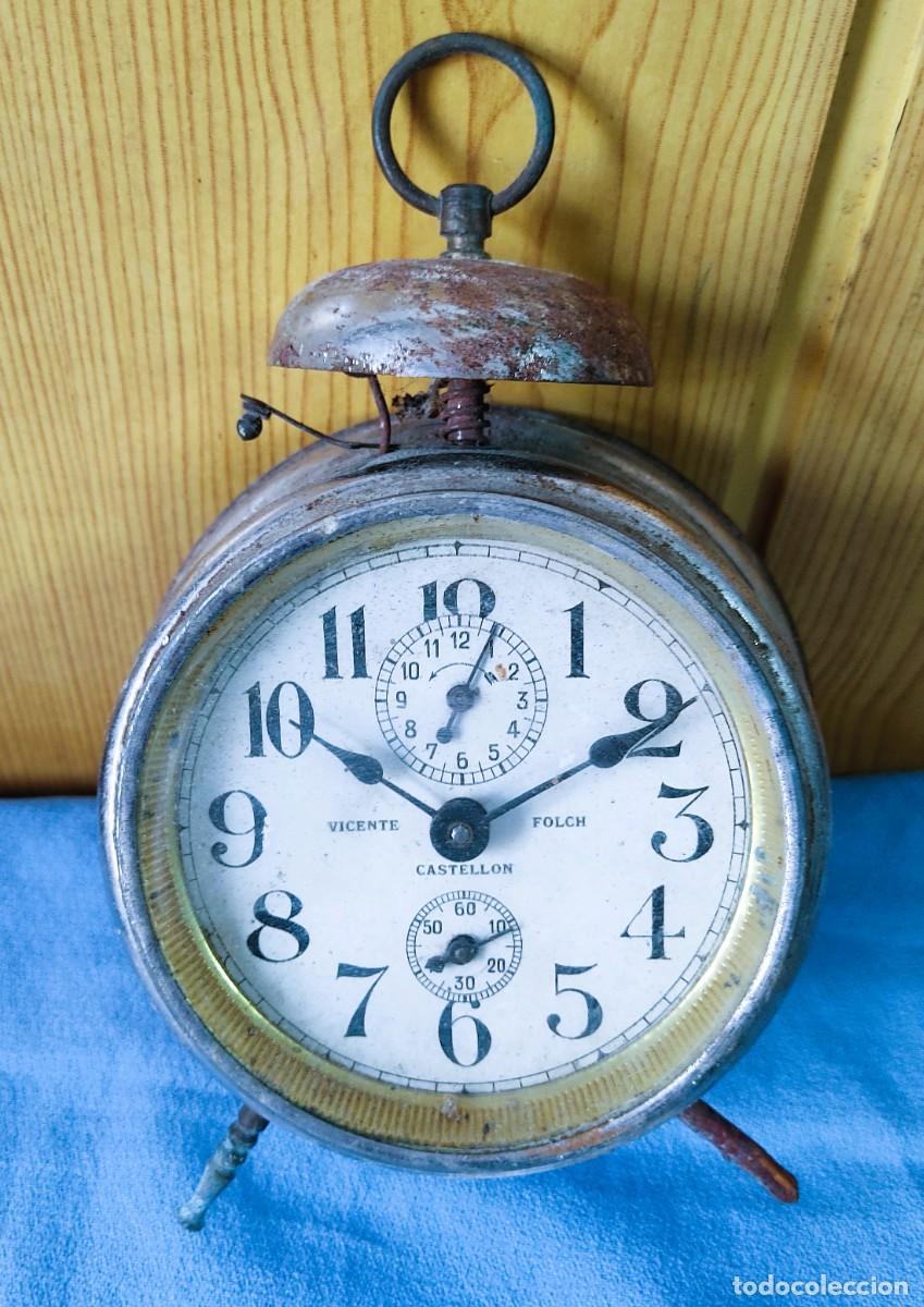 Despertadores antiguos: ANTIGUO RELOJ DESPERTADOR DE CASTELLON CON NOMBRE PERSONALIZADO VICENTE FOLCH