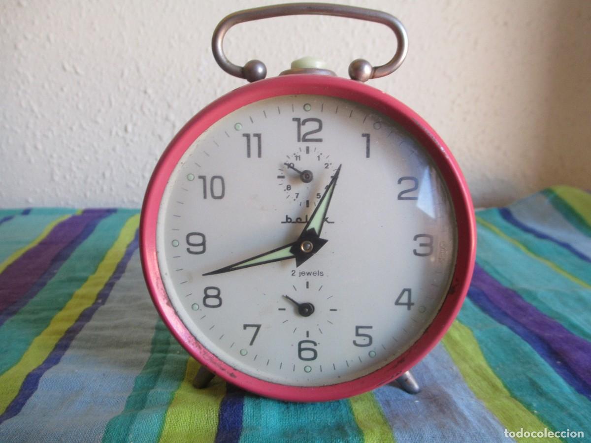 Despertadores antigos: Reloj despertador de cuerda Bolux