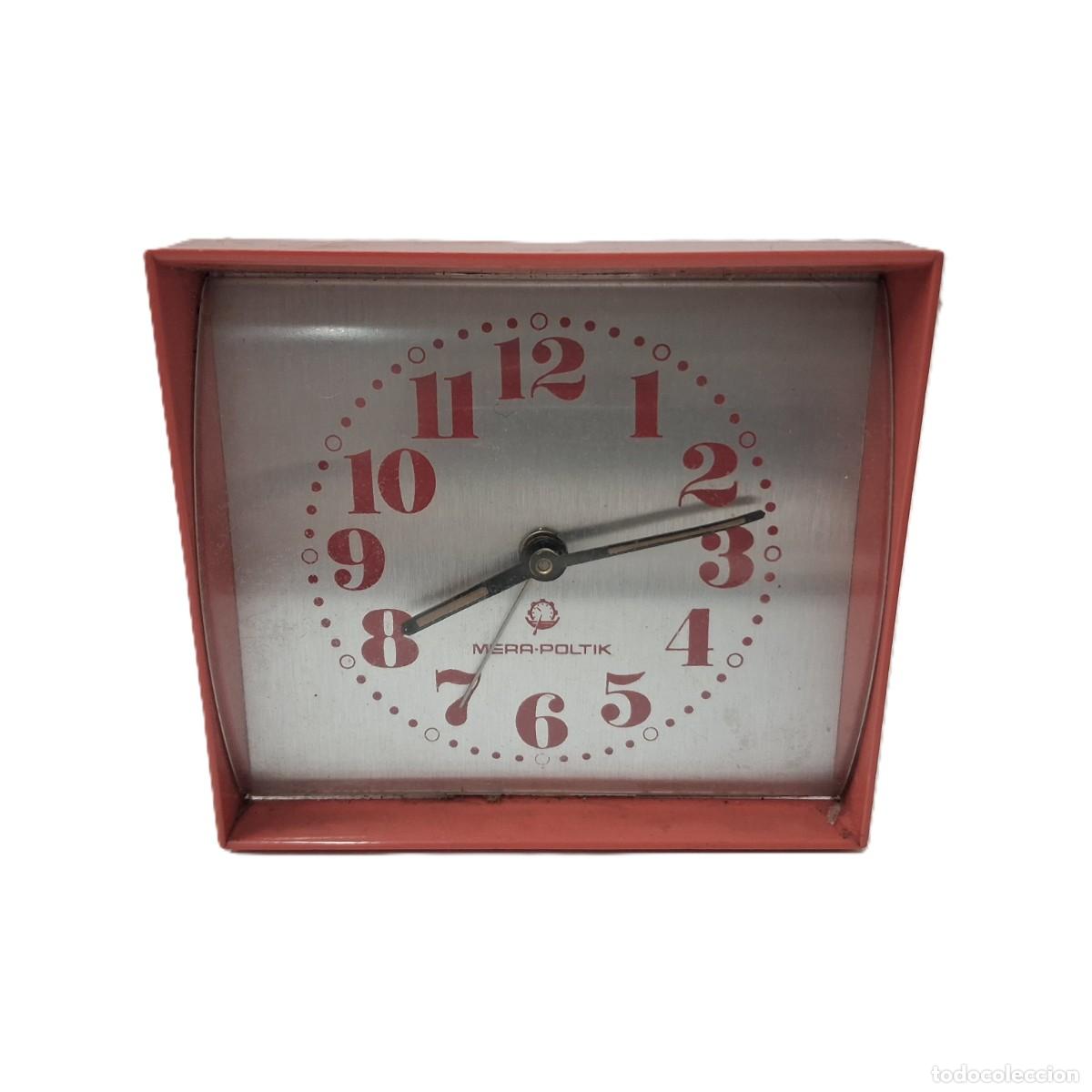 Despertadores antiguos: Reloj despertador vintage MERA‑POLTIK &ndash; Polonia &ndash; mec&aacute;nico &ndash; a&ntilde;os 70