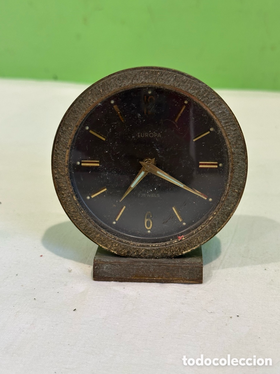 Despertadores antiguos: Reloj despertador EUROPA 7 jewels vintage sobremesa mec&aacute;nico funciona