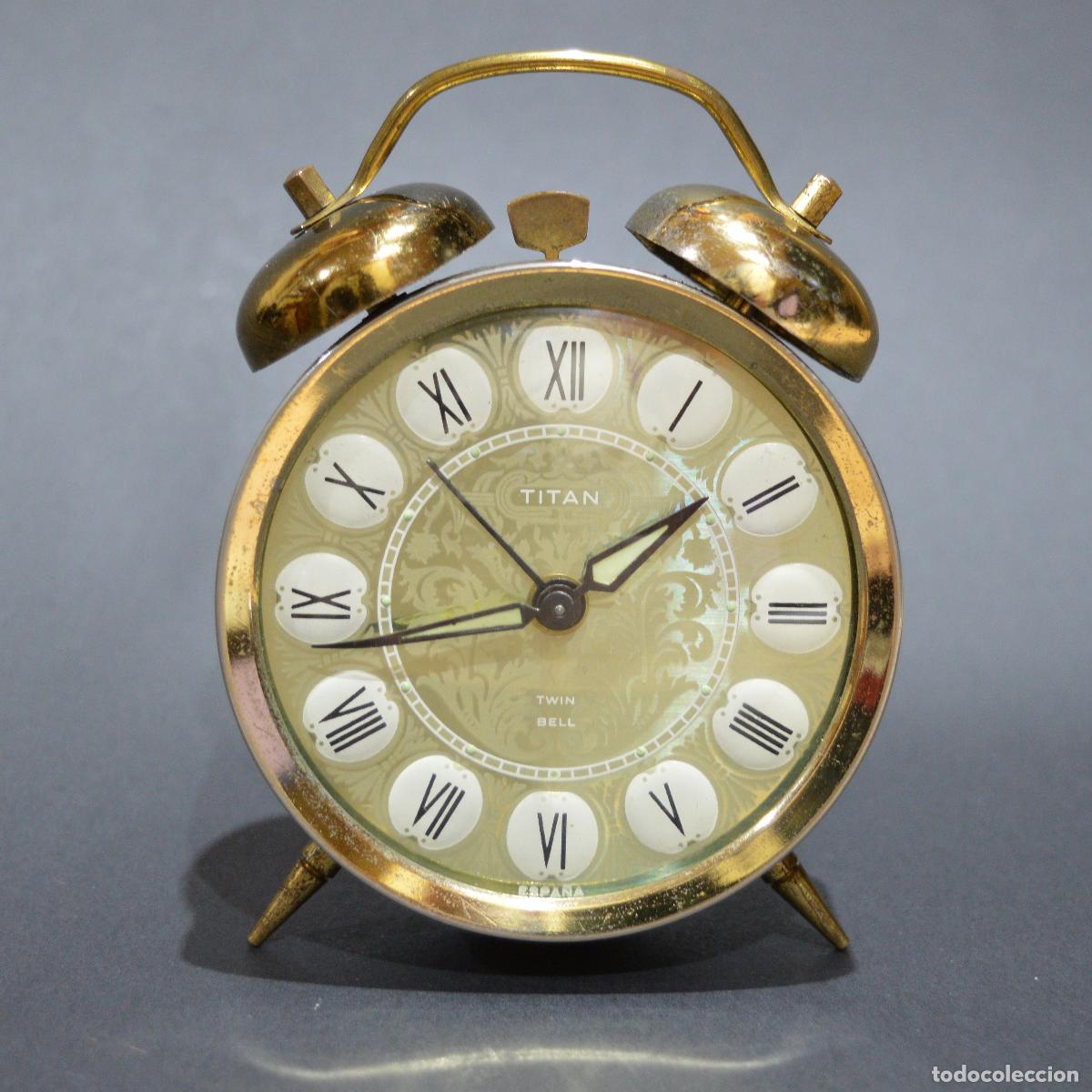 Despertadores antiguos: ANTIGUO RELOJ DESPERTADOR MEC&Aacute;NICO DE DOBLE CAMPANA DE LA MARCA TITAN