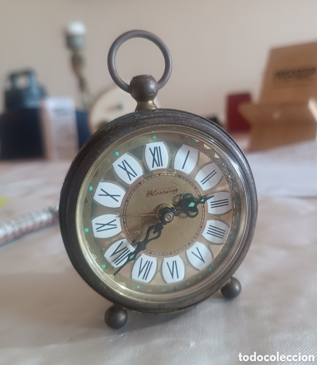 Despertadores antiguos: Bonito RELOJ Despertador, a cuerda, BLESSING.