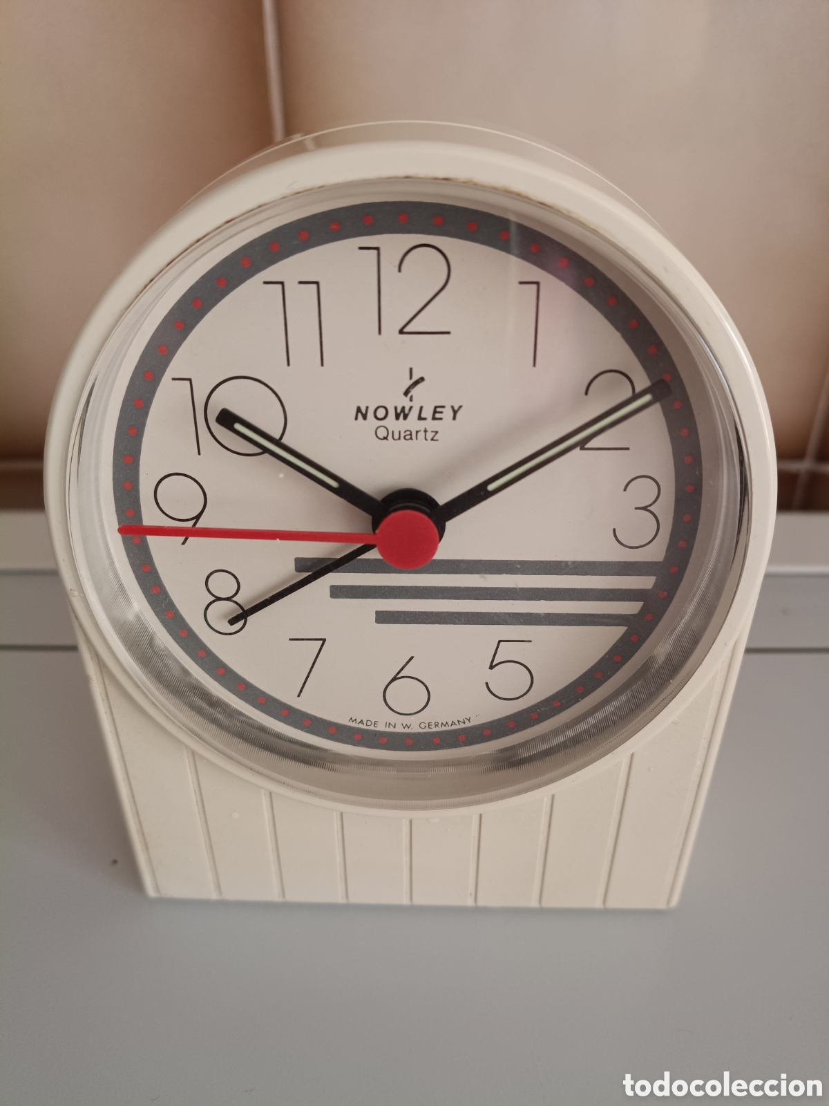 Despertadores antiguos: RELOJ DESPERTADOR con SEGUNDERO- marca NOWLEY