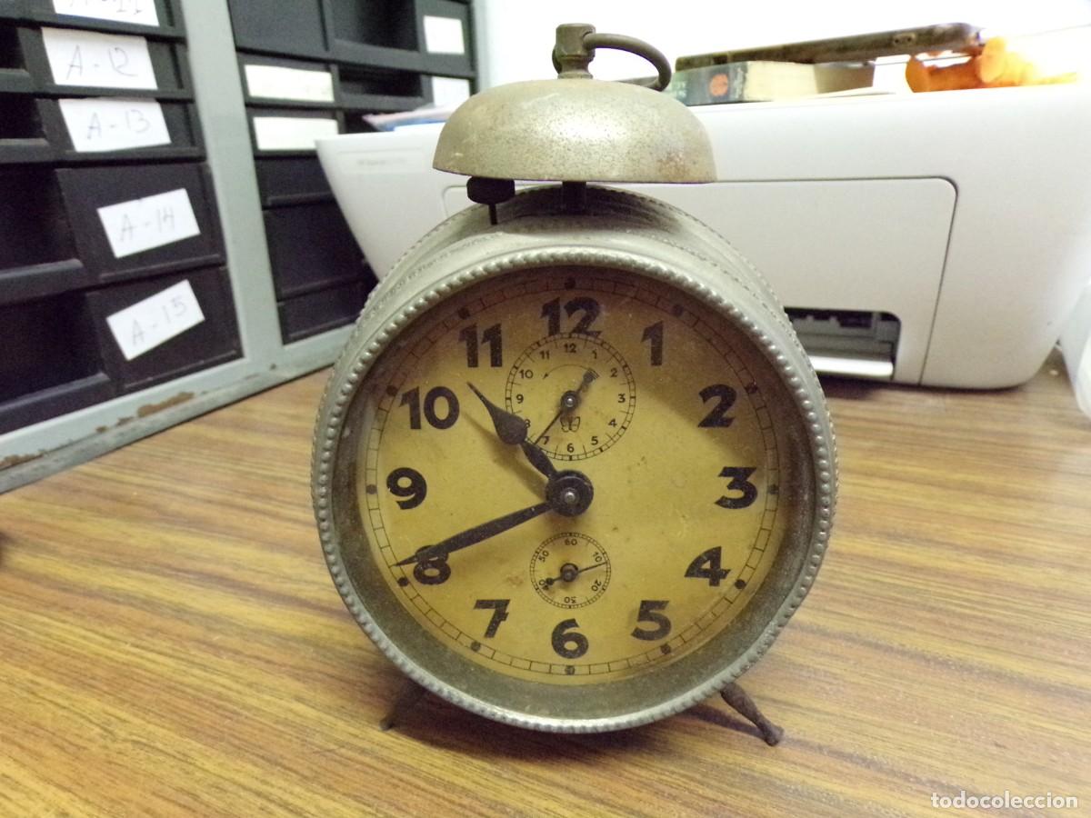 Despertadores antiguos: ESTAMOS LIQUIDANDO. antiguo reloj despertador made in wurttemberg. para restauraci&oacute;n.