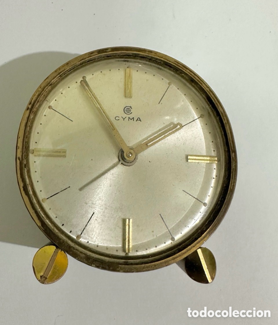 Alte Wecker: Antiguo reloj CYMA Despertador de cuerda Swiss Vintage
