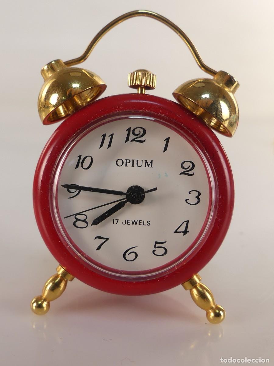Alte Wecker: PEQUE&Ntilde;O RELOJ DESPERTADOR MARCA OPIUM 17 JEWELS